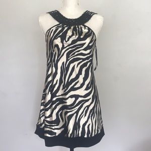 Unit NWOT zebra sleeveless top Size M